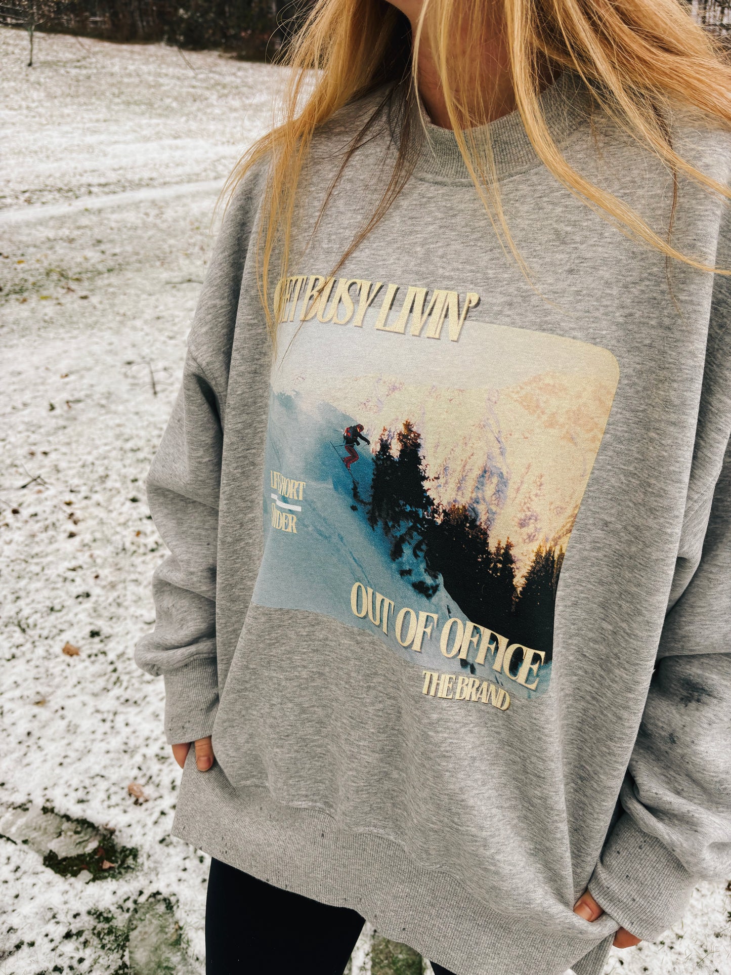 Ski Powder Crewneck